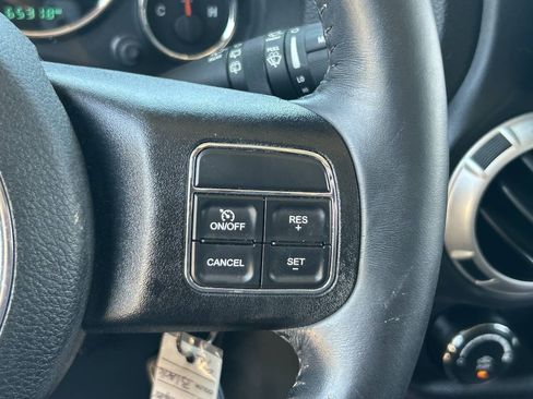 Used 2016 Jeep Wrangler Sahara w/ Connectivity Group AWD/4WD image 24