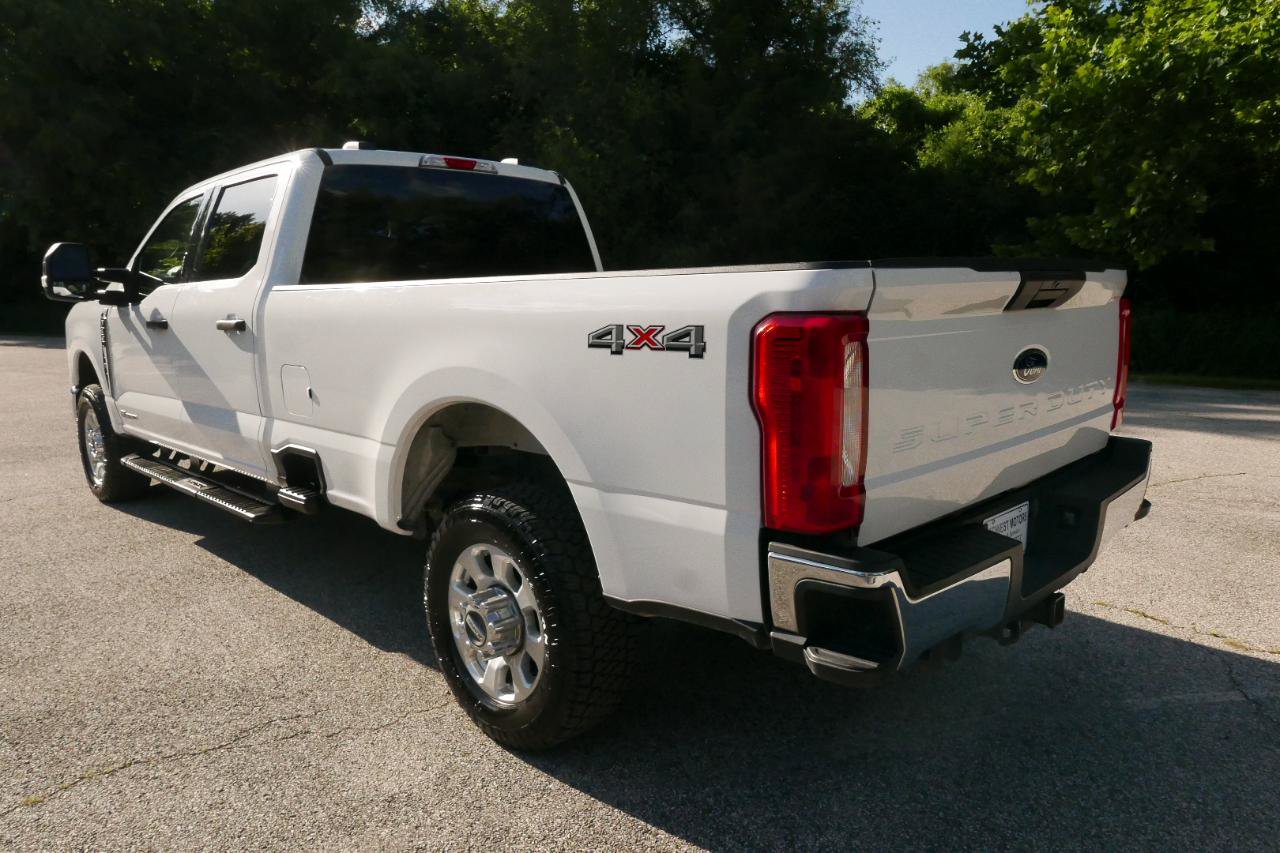 Used 2024 Ford F350 XLT AWD/4WD image 9