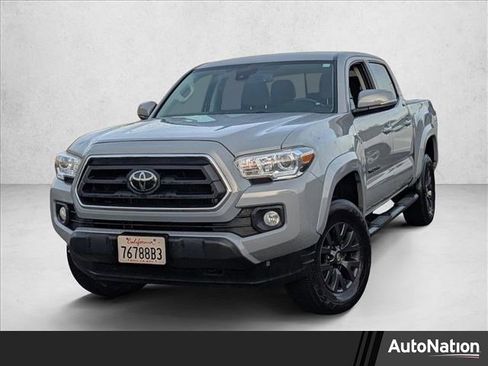 Used 2021 Toyota Tacoma SR5 w/ Technology Package AWD/4WD image 1