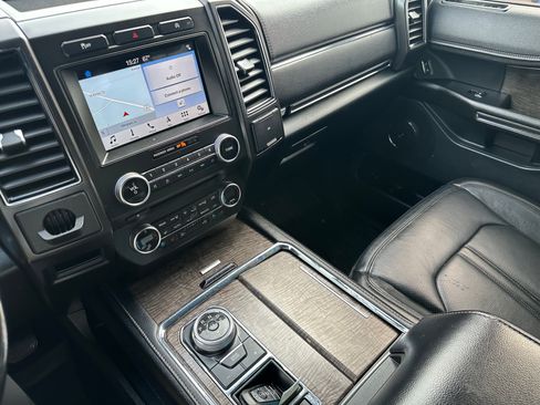 Used 2025 Ford Expedition Max Platinum w/ Driver's Package AWD/4WD image 15