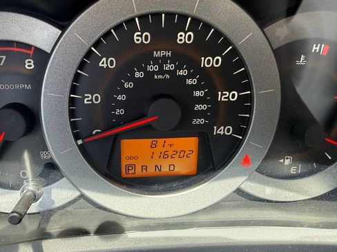 Used 2012 Toyota RAV4 4WD w/ Upgrade Value Pkg image 90