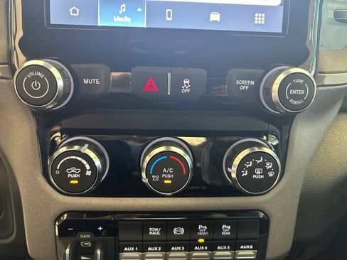 Used 2025 RAM 2500 Tradesman w/ Chrome Appearance Group AWD/4WD image 45