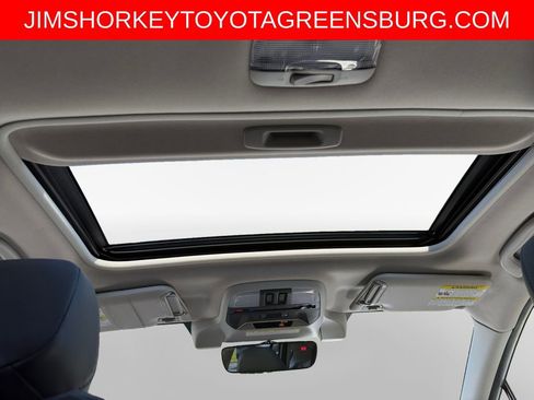 Used 2023 Subaru Crosstrek 2.5i Sport AWD/4WD image 23