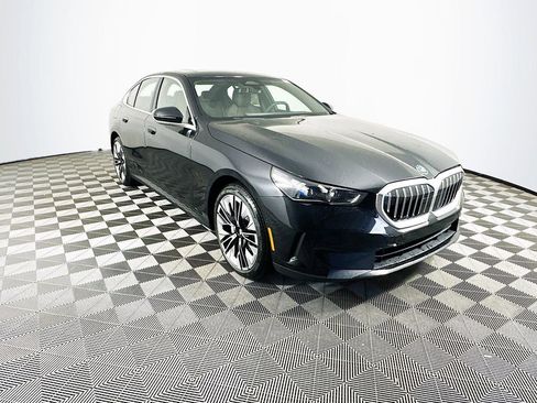 New 2026 BMW 530i xDrive AWD/4WD image 2