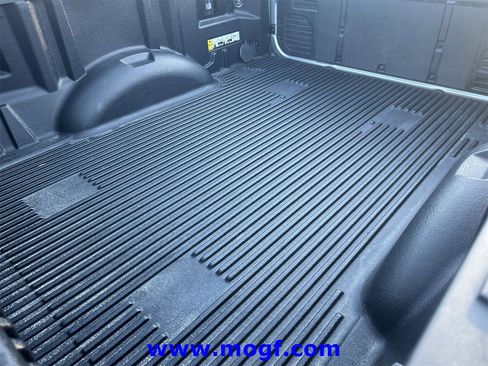 Certified 2022 Ford F150 XLT w/ Equipment Group 302A High image 26