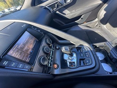 Used 2014 Jaguar F-TYPE S image 28