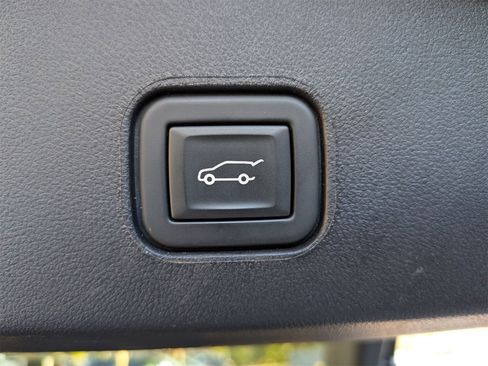 Used 2024 Cadillac Lyriq Sport image 34