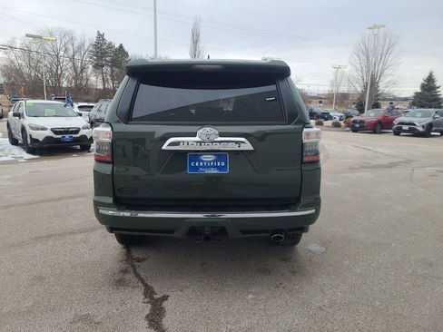 Used 2022 Toyota 4Runner Limited image 4