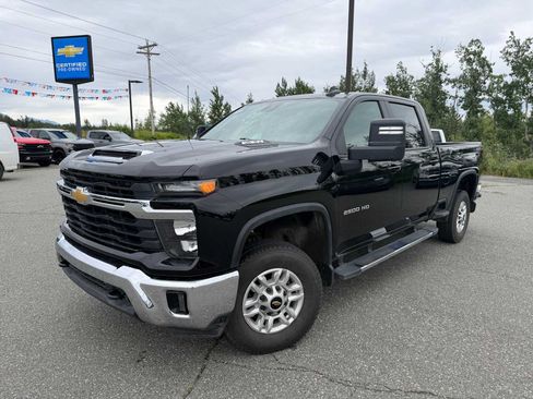 Certified 2026 Chevrolet Silverado 2500 LT w/ Convenience Package AWD/4WD image 1