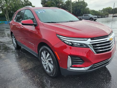 Certified 2024 Chevrolet Equinox Premier FWD image 3
