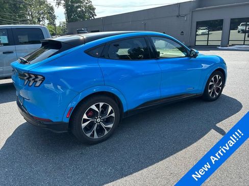 Used 2021 Ford Mustang Mach-E Premium w/ Equipment Group 301A AWD/4WD image 20