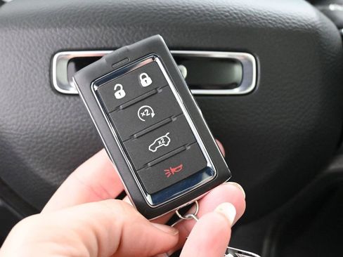 New 2025 Jeep Grand Cherokee L Limited w/ Trailer Tow Package image 38