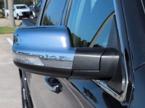 Used 2019 RAM 1500 Laramie image 12