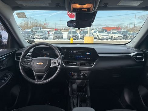 Used 2024 Chevrolet TrailBlazer LS image 16