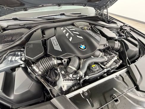 Used 2023 BMW M550i xDrive AWD/4WD image 40