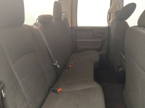 Used 2018 RAM 1500 Express image 19