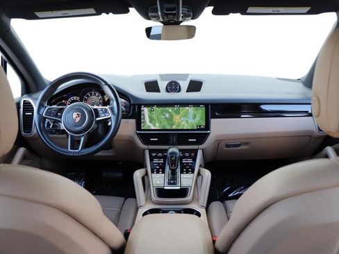 Used 2019 Porsche Cayenne image 35