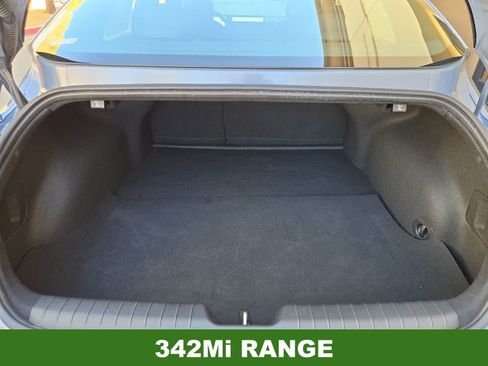 Certified 2025 Hyundai Ioniq 6 SE RWD image 23