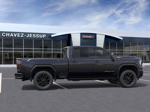 New 2026 GMC Sierra 2500 AT4 w/ AT4 Premium Plus Package image 5