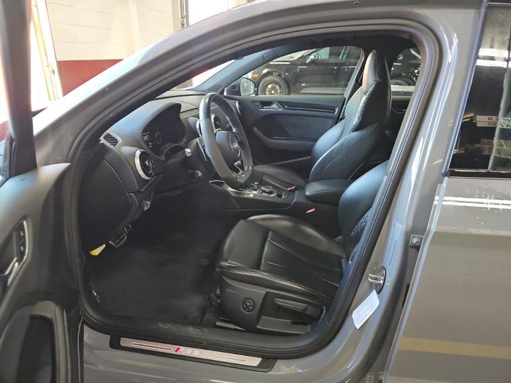 Used 2019 Audi RS 3 AWD/4WD image 6