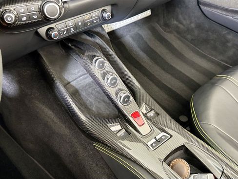 Used 2021 Ferrari 812 GTS RWD image 21