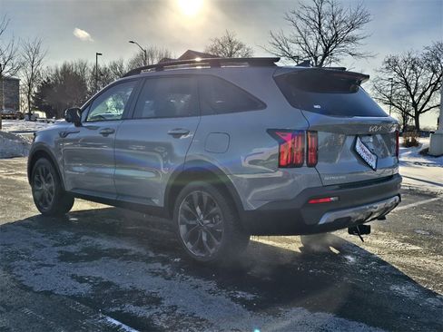 Used 2023 Kia Sorento SX Prestige image 6