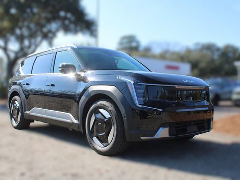 New 2026 Kia EV9 Wind image 3