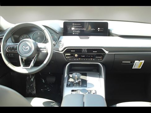 Used 2025 MAZDA CX-90 3.3 Turbo w/ Preferred Package image 19