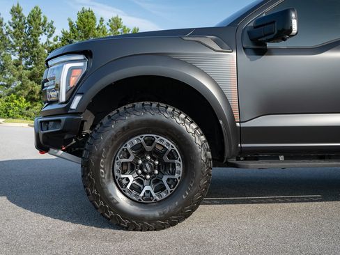 Used 2025 Ford F150 Raptor w/ Equipment Group 803A Raptor R AWD/4WD image 13