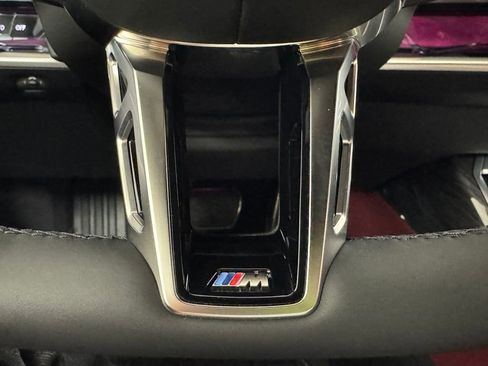 Used 2025 BMW 740i xDrive image 26