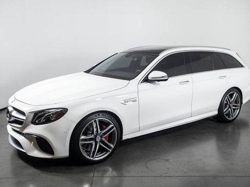Used 2020 Mercedes-Benz E 63 AMG S image 1