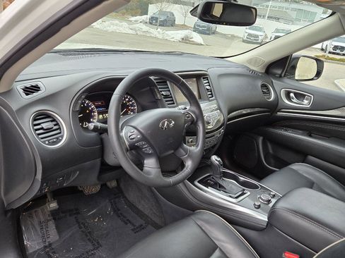 Used 2019 INFINITI QX60 Luxe w/ Essential Package image 5