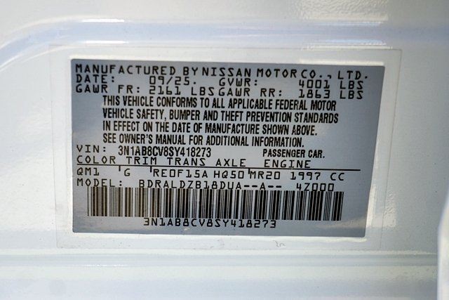 Used 2025 Nissan Sentra SV FWD image 15