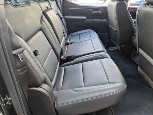 Used 2025 GMC Sierra 1500 SLT AWD/4WD image 20