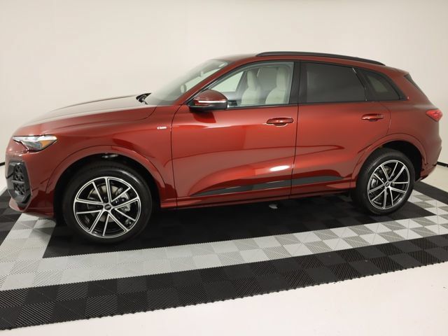 New 2026 Audi Q5 Premium Plus AWD/4WD image 2