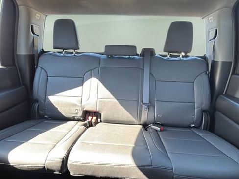 New 2025 Chevrolet Silverado 3500 W/T image 8