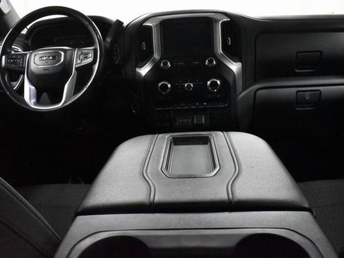 Used 2020 GMC Sierra 1500 Elevation w/ Elevation Value Package image 17