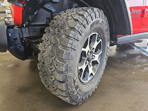 Used 2020 Jeep Wrangler Unlimited Rubicon image 30