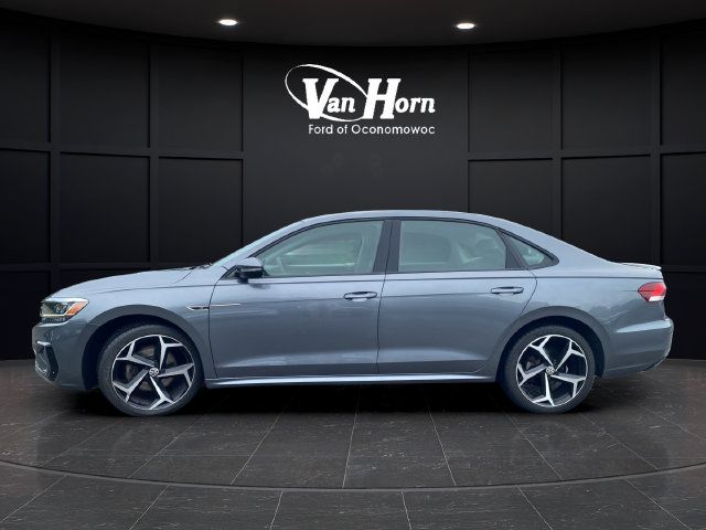 Used 2020 Volkswagen Passat 2.0T R-Line FWD image 4