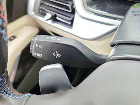Used 2026 BMW X7 M60i AWD/4WD image 44