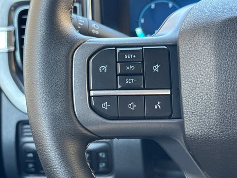 Used 2025 Ford F250 Lariat w/ Chrome Package AWD/4WD image 29