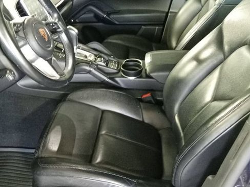 Used 2018 Porsche Cayenne AWD/4WD image 9