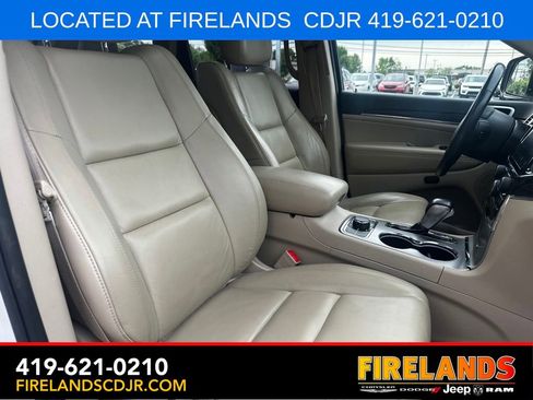 Used 2021 Jeep Grand Cherokee Limited AWD/4WD image 17