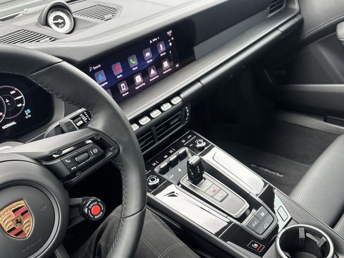 Certified 2026 Porsche 911 Carrera GTS image 23