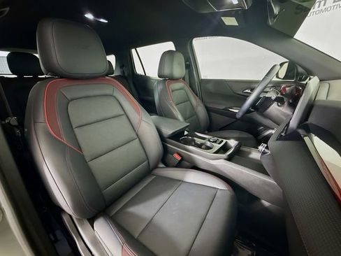 Used 2025 Chevrolet Equinox RS FWD image 30