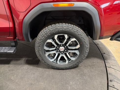 Certified 2024 GMC Canyon AT4 AWD/4WD image 33