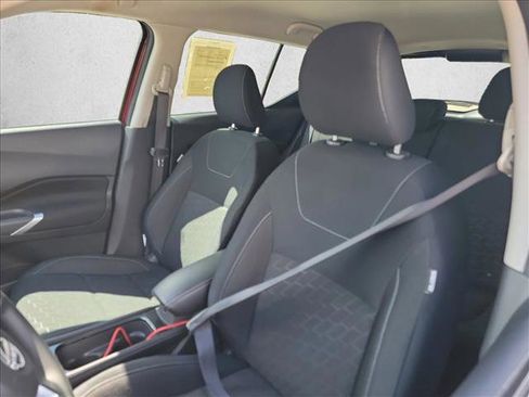 Used 2024 Nissan Kicks SV FWD image 10