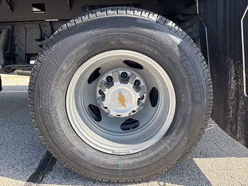 New 2025 Chevrolet Silverado 3500 W/T w/ WT Convenience Package RWD image 7