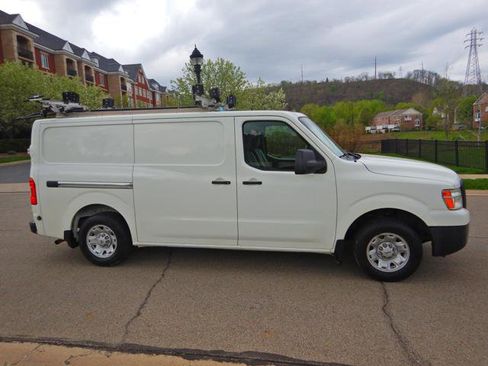 Used 2019 Nissan NV 1500 SV image 9