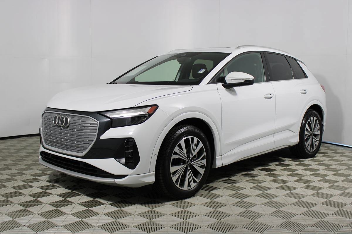 Used 2023 Audi Q4 e-tron Premium Plus w/ Premium Plus RWD image 26